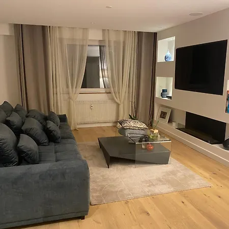 Luxury Flat Located 5 Mins From Center